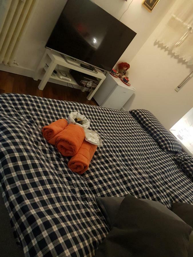 small bedroom vomero's Napels Buitenkant foto